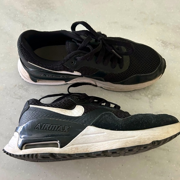 Nike Air Max - Picture 1 of 3